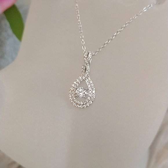 2/$30💕 BNWT Charmed Aroma Sterling Silver Adjustable Necklace - Picture 3 of 5